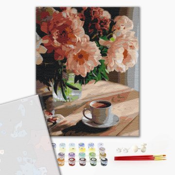 Coffee with the smell of peonies
