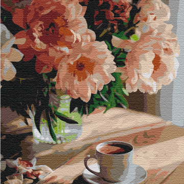 Coffee with the smell of peonies